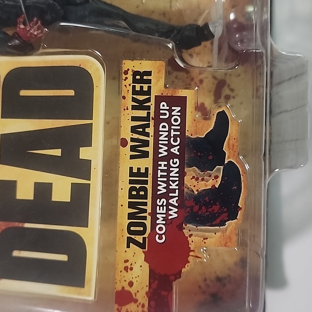 SALE⚡️2011 Walking Dead Series One Zombie Walker - Picture 3 of 8